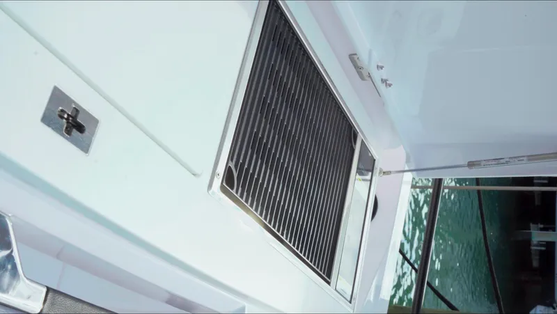 Slide: The Image of 2023 Axopar 37 - 22