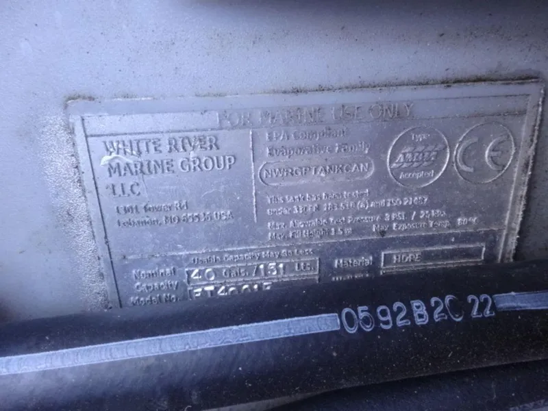 Slide: The Image of Label on a 2023 Nitro Z18 boat by White River Marine Group. - 17