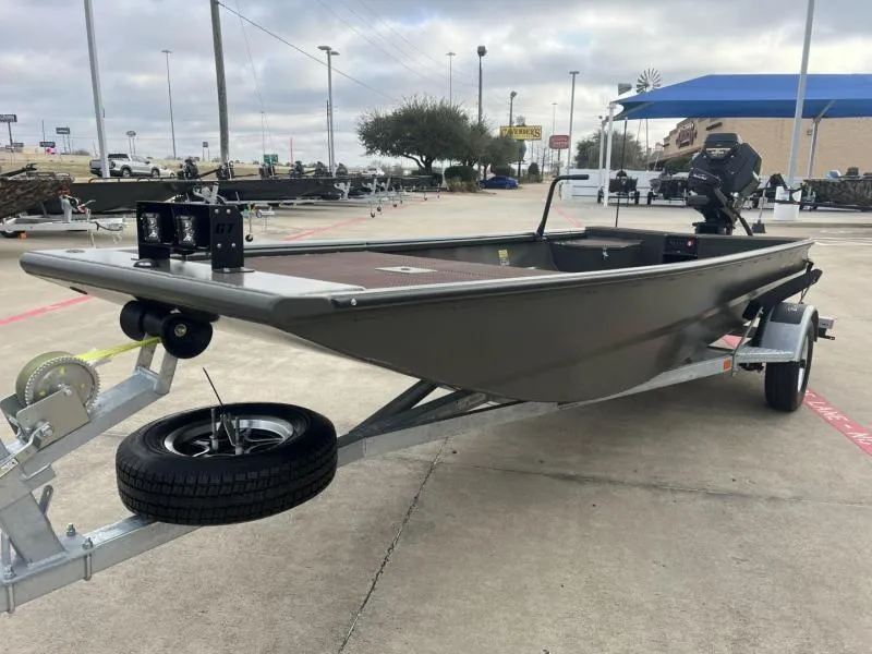 Slide: The Image of 2025 Gator Tail 17/48 Gator Series boat on trailer in outdoor dealership lot. - 7