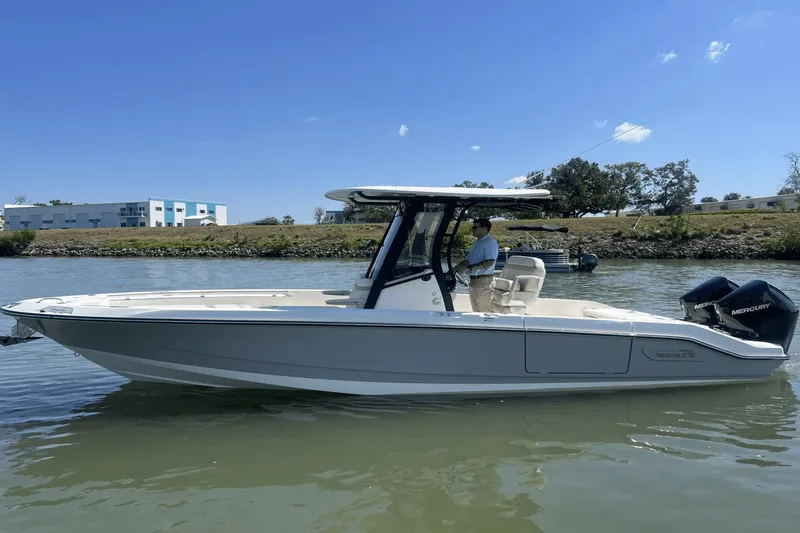 Slide: The Image of Boston Whaler 280 Dauntless 2025 - 0