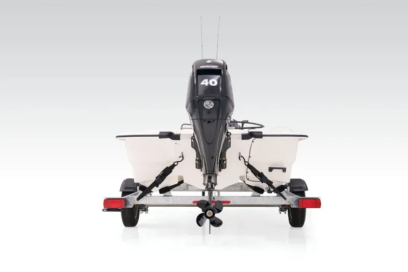 Slide: The Image of Manufacturer Provided Image: Mako Pro Skiff 13 CC - 33