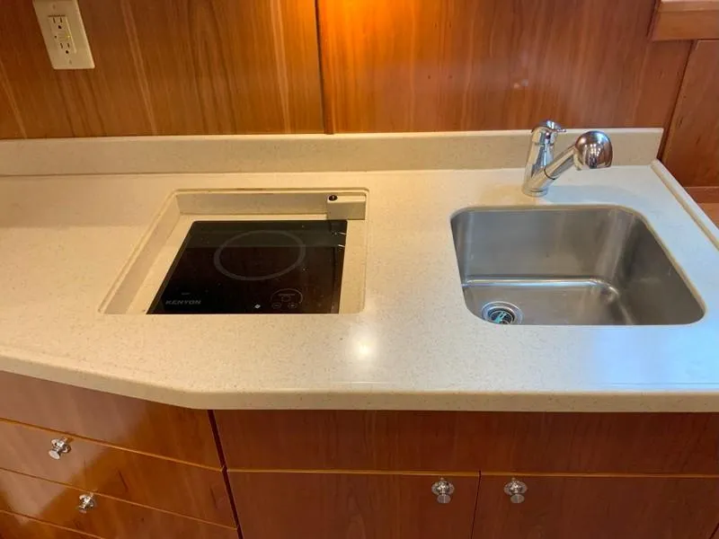 Slide: The Image of Albemarle 360 Express Fisherman 2022 - 81