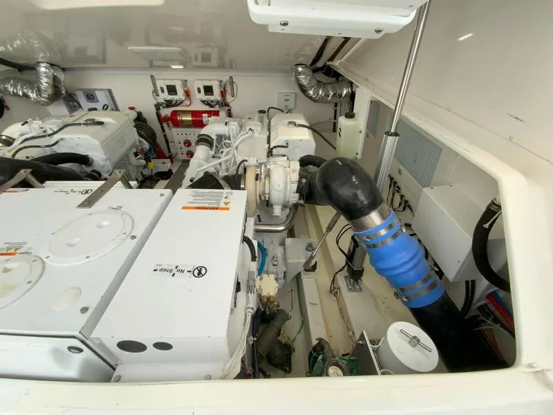 Slide: The Image of Albemarle 360 Express Fisherman 2022 - 88