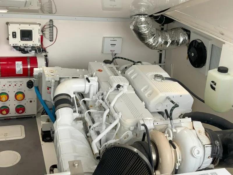 Slide: The Image of Albemarle 360 Express Fisherman 2022 - 90