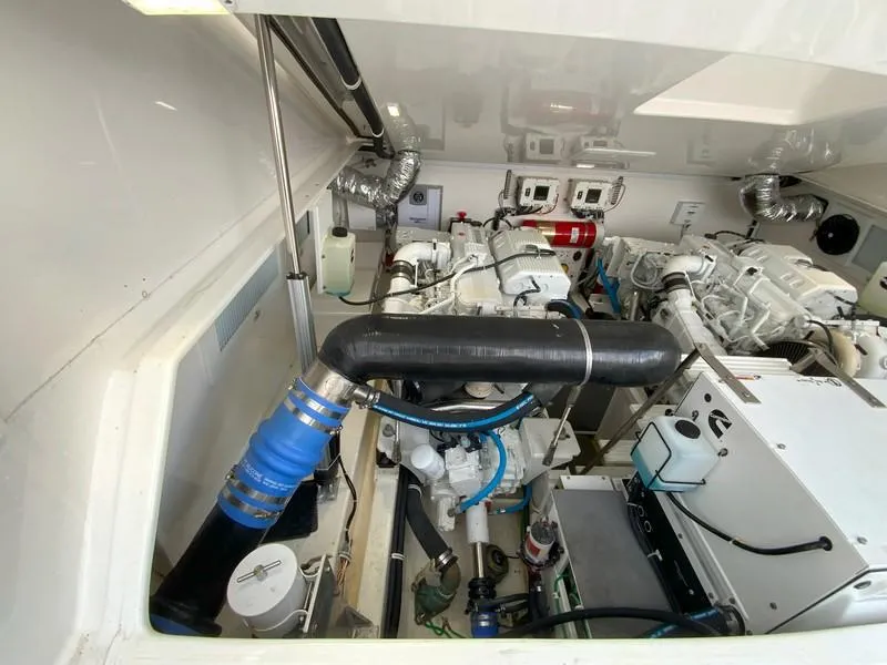 Slide: The Image of Albemarle 360 Express Fisherman 2022 - 93