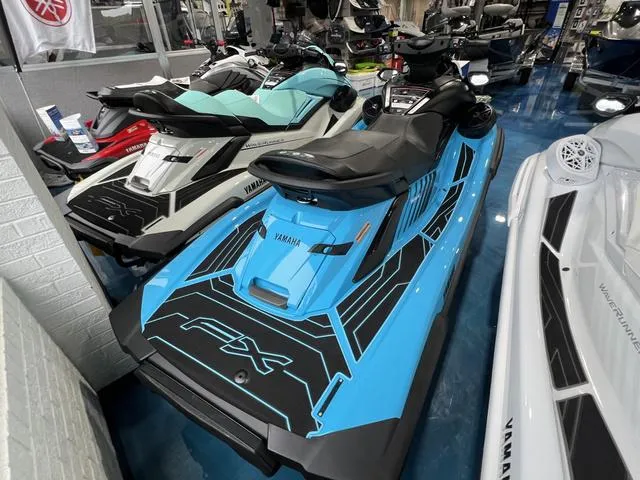 Slide: The Image of Yamaha FX SVHO 2025 - 13