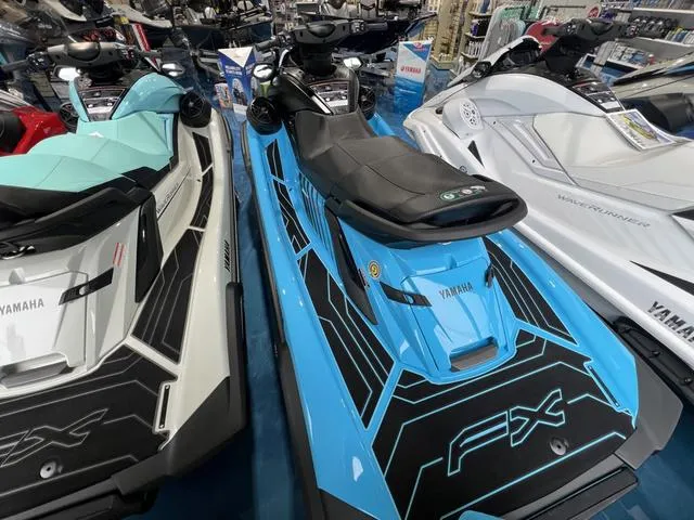 Slide: The Image of Yamaha FX SVHO 2025 - 14