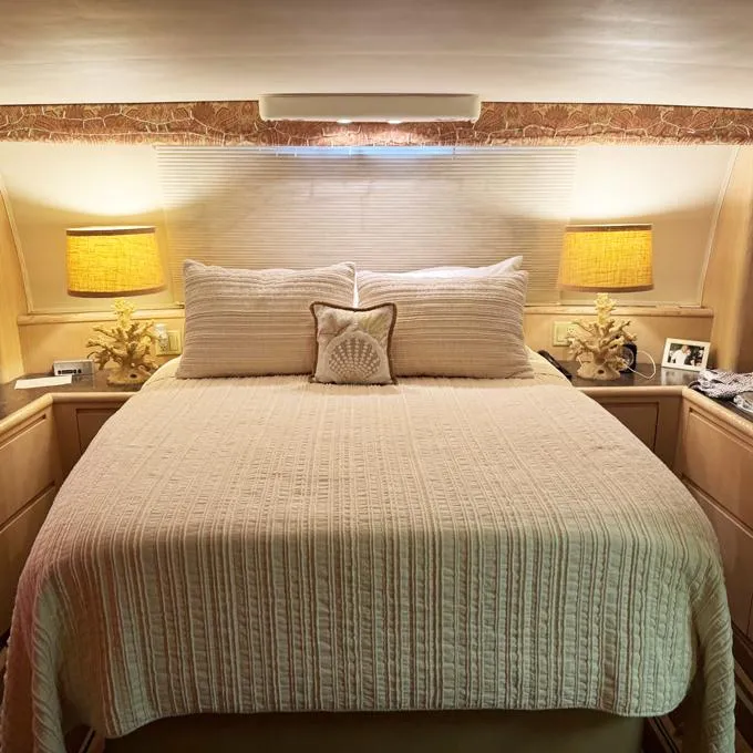 Slide: The Image of Master Stateroom - 31