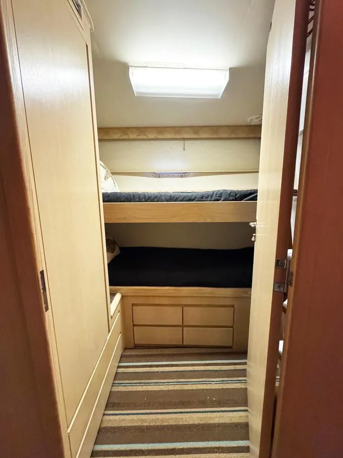 Slide: The Image of Guest Stateroom - 39