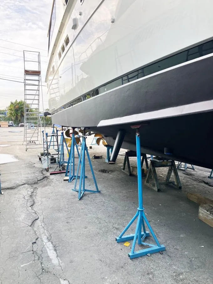 Slide: The Image of Bottom Paint/Hull Wax/October 2024 - 43