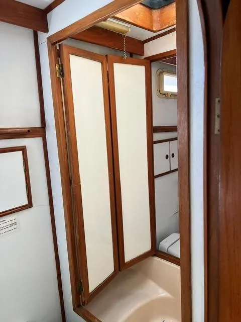 Slide: The Image of CHB Europa 1983 - 35