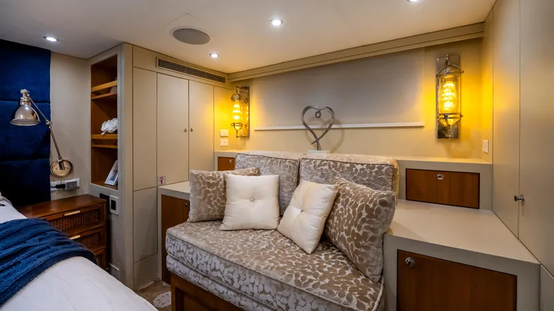 Slide: The Image of Stephens Brothers Expedition 1975 - 119