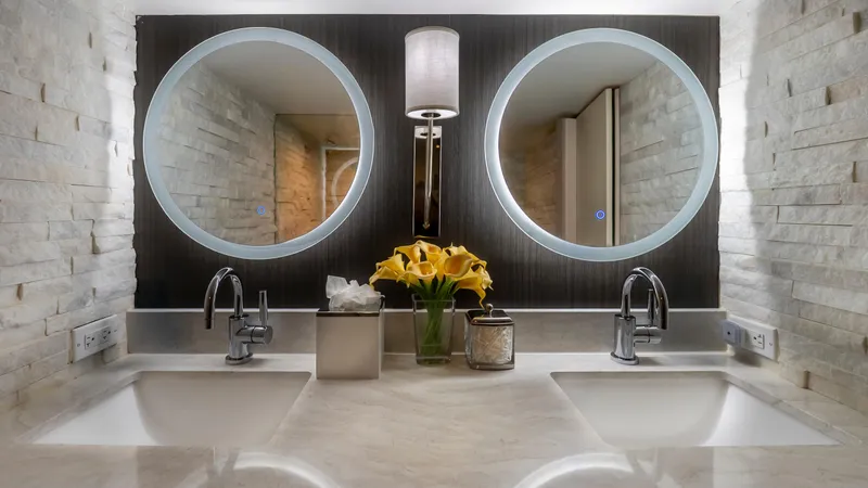 Slide: The Image of Stephens Brothers Expedition 1975 - 123