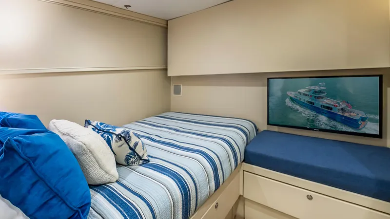 Slide: The Image of stateroom - 125