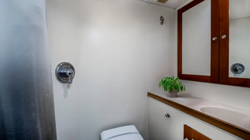 Slide: The Image of Stephens Brothers Expedition 1975 - 132