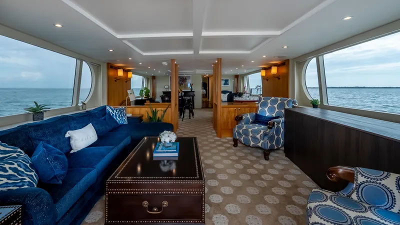 Slide: The Image of Stephens Brothers Expedition 1975 - 68