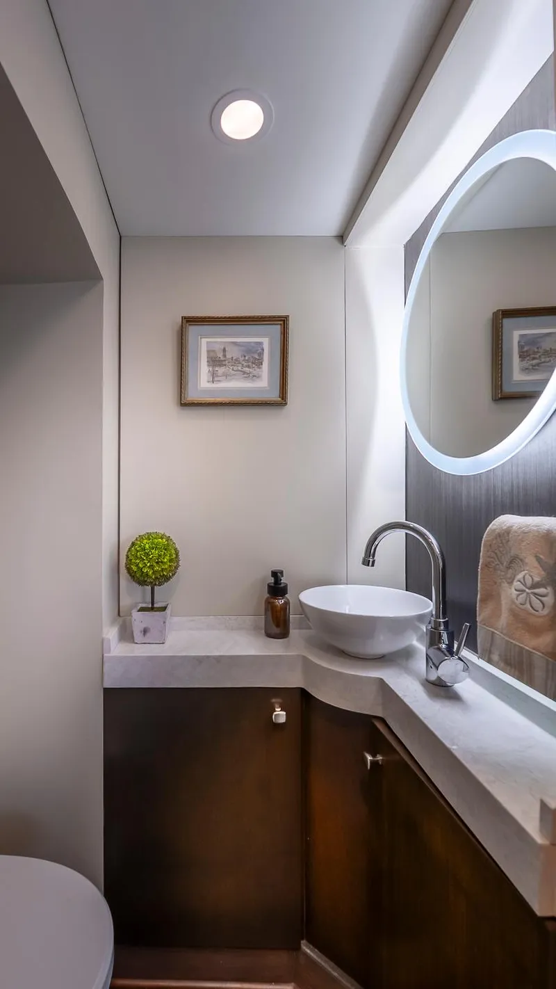 Slide: The Image of Day Head - 86