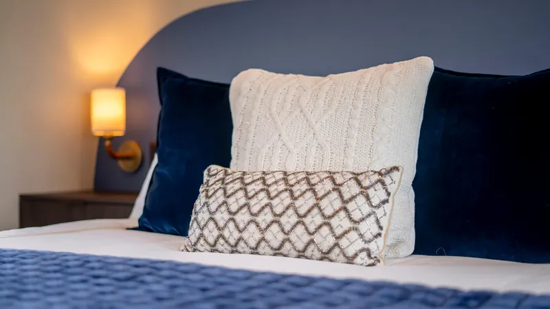 Slide: The Image of Stephens Brothers Expedition 1975 - 94