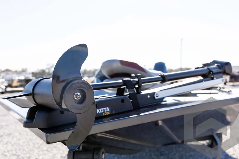 Slide: The Image of 2025 G3 Sportsman 1610 boat with Minn Kota Edge trolling motor. - 29