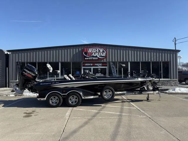 Slide: The Image of 2018 Ranger Z520L boat parked outside Wieda's Marine dealership. - 1