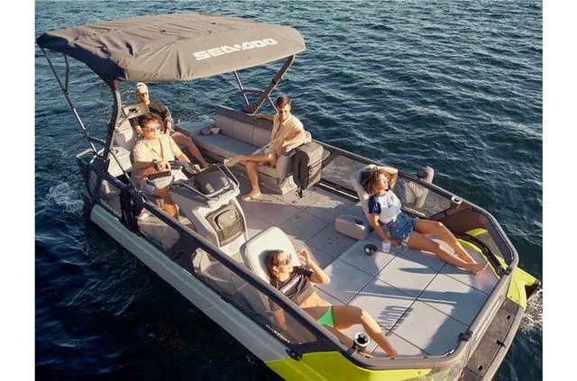 Slide: The Image of Sea-Doo Switch Sport 21 2023 - 4