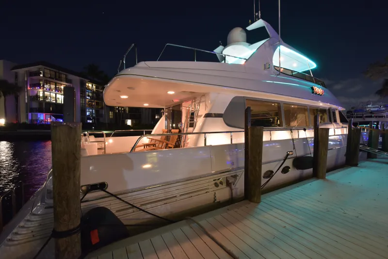 Slide: The Image of Lazzara Yachts 76 Lazzara motor yacht 1994 - 107