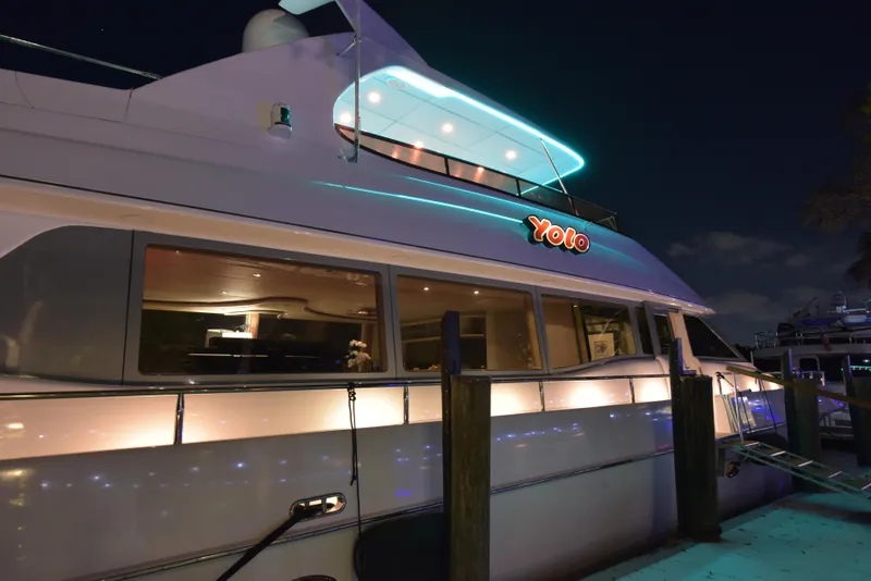 Slide: The Image of Lazzara Yachts 76 Lazzara motor yacht 1994 - 108