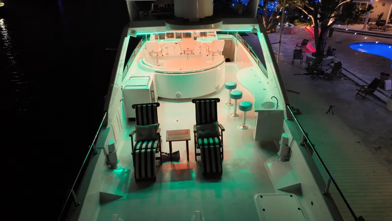 Slide: The Image of Lazzara Yachts 76 Lazzara motor yacht 1994 - 112