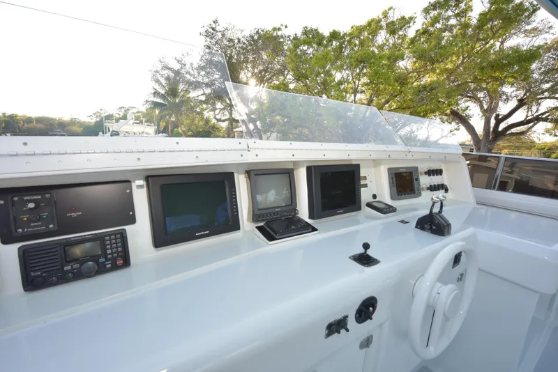 Slide: The Image of Lazzara Yachts 76 Lazzara motor yacht 1994 - 26