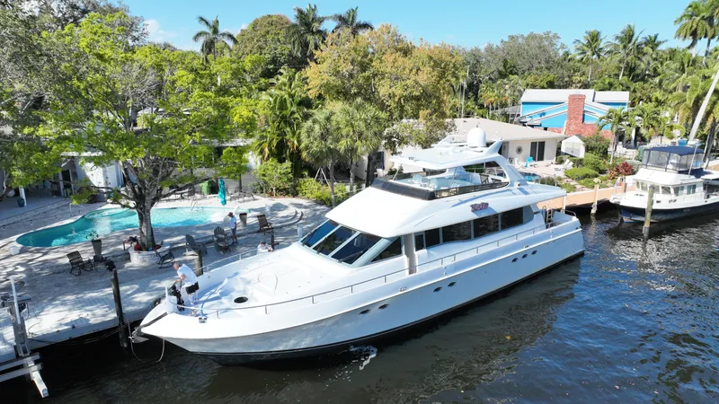 Slide: The Image of Lazzara Yachts 76 Lazzara motor yacht 1994 - 3