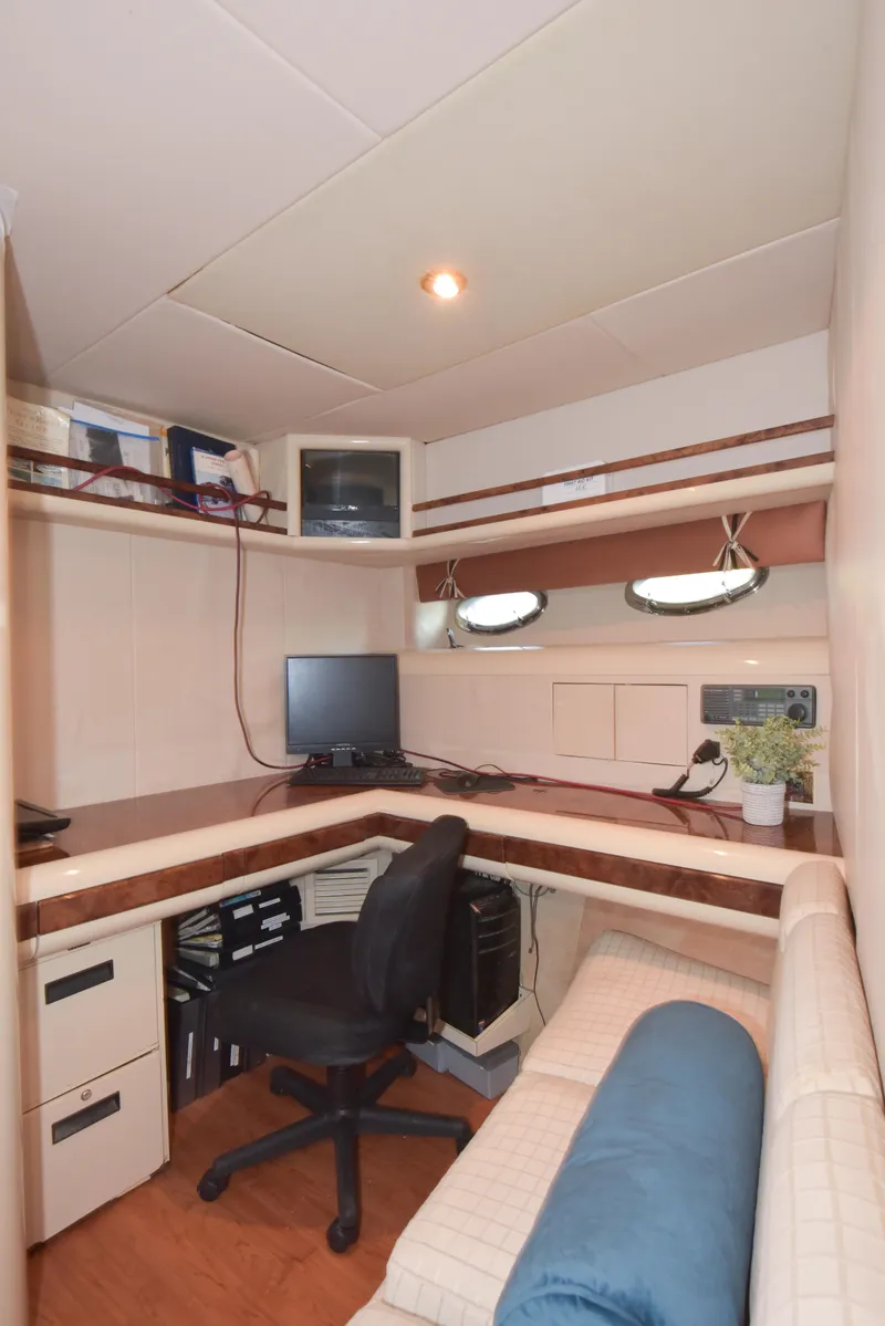 Slide: The Image of Lazzara Yachts 76 Lazzara motor yacht 1994 - 72