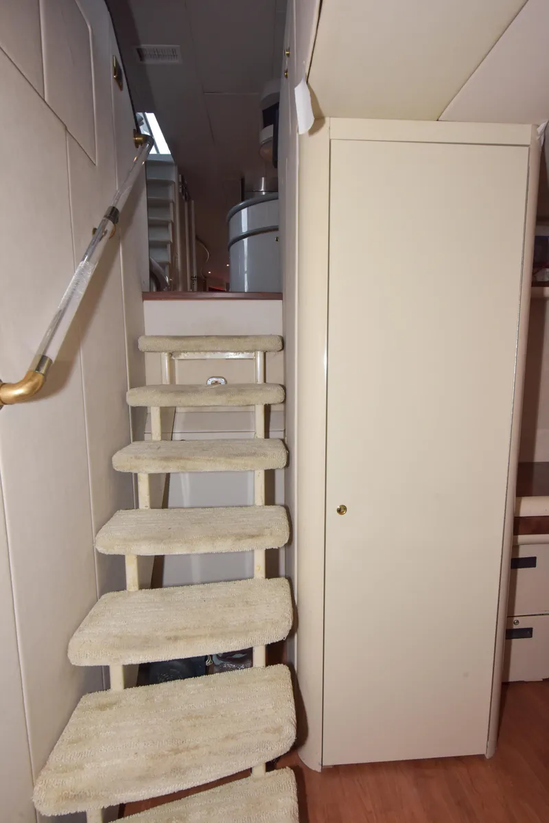 Slide: The Image of Lazzara Yachts 76 Lazzara motor yacht 1994 - 74