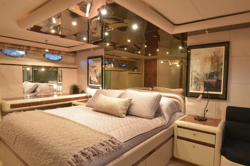 Slide: The Image of Lazzara Yachts 76 Lazzara motor yacht 1994 - 88