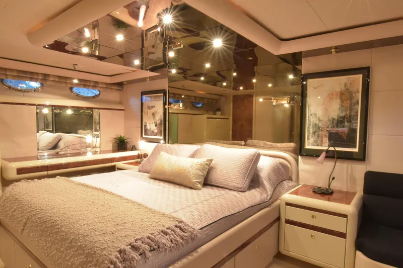 Slide: The Image of Lazzara Yachts 76 Lazzara motor yacht 1994 - 89