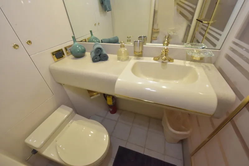 Slide: The Image of Lazzara Yachts 76 Lazzara motor yacht 1994 - 94