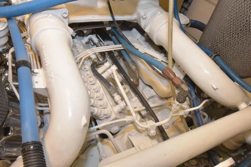 Slide: The Image of Lazzara Yachts Open bridge walk around 1994 - 118