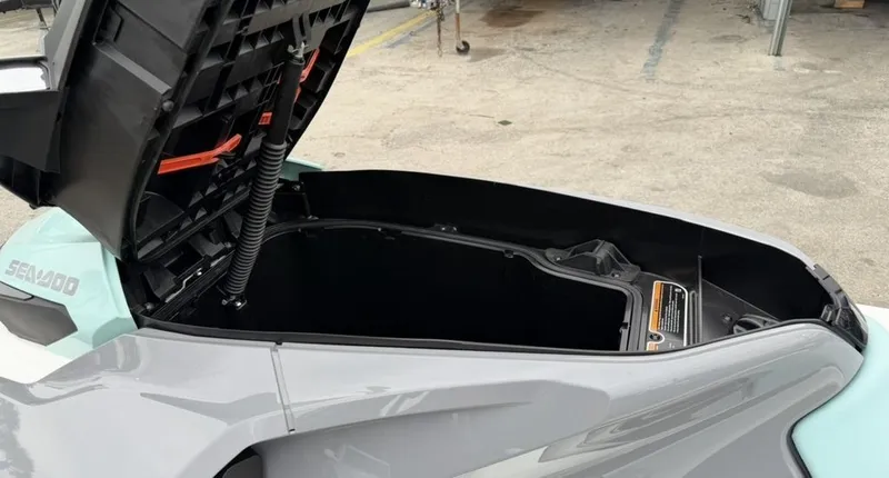 Slide: The Image of Sea-Doo GTX PRO 130 2025 - 10