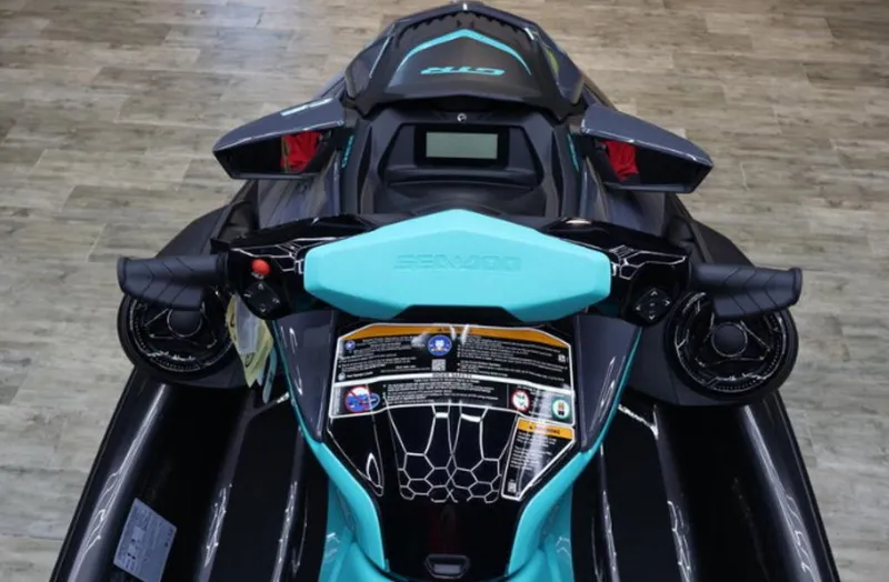 Slide: The Image of Sea-Doo GTX PRO 130 2025 - 6