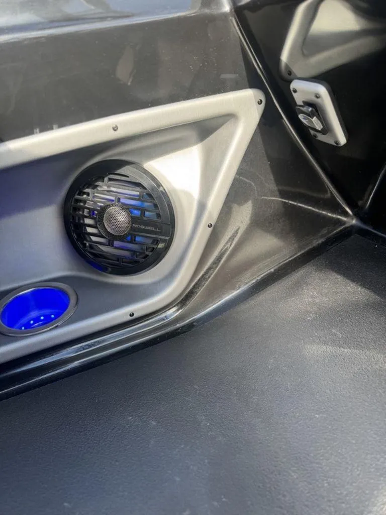 Slide: The Image of Trifecta 23UL DC SS 3.0 2025 - 15