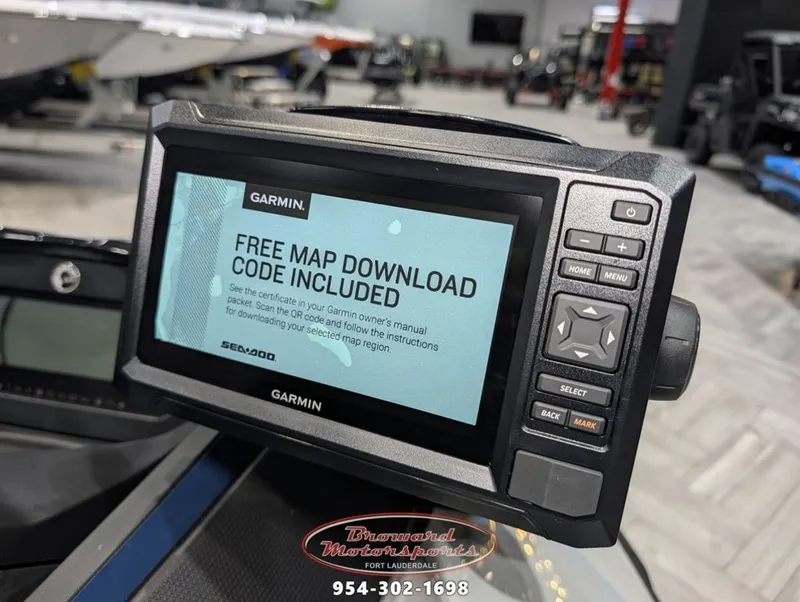 Slide: The Image of Sea-Doo FishPro Sport 170 2025 - 12