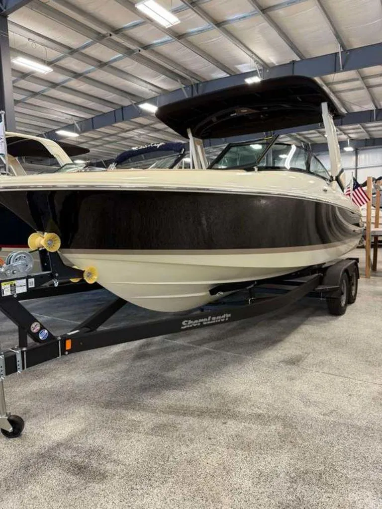 The Image of Chris-Craft Sportster 25 Sterndrive 2025 - 0