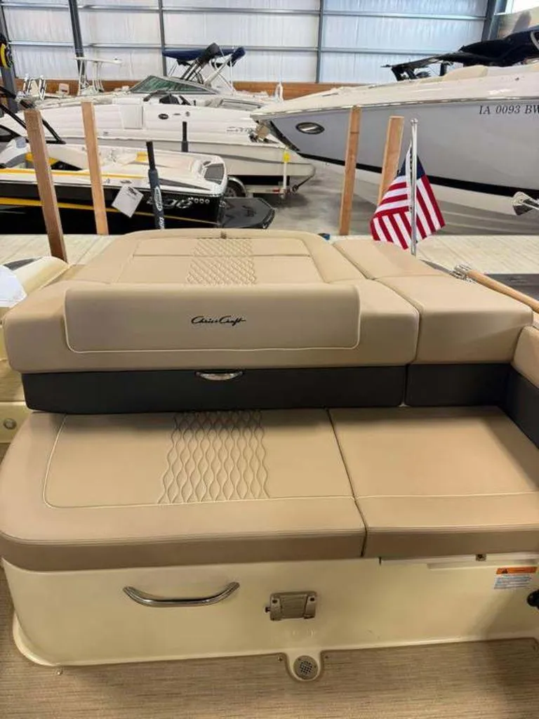 Slide: The Image of Chris-Craft Sportster 25 Sterndrive 2025 - 6