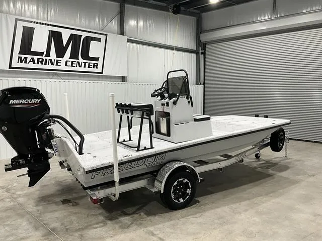 Slide: The Image of Freedom Boats 16' Eagle 2025 - 5