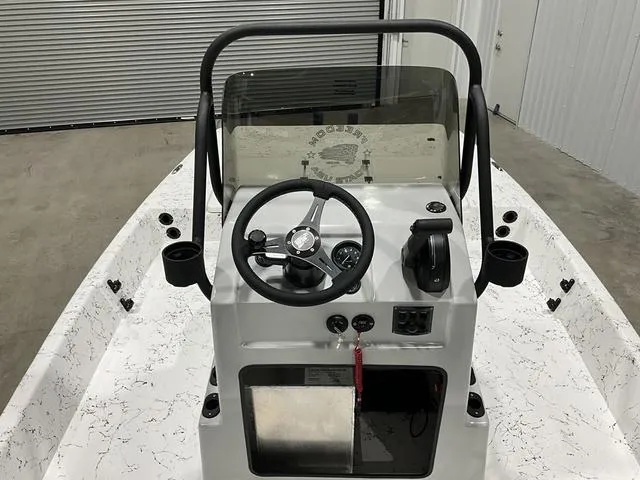 Slide: The Image of Freedom Boats 16' Eagle 2025 - 11