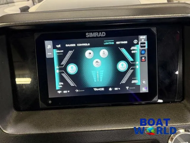 Slide: The Image of Tahoe Cascade 2385 Elite Cruise Tritoon & Honda 4-Stroke 2025 - 16