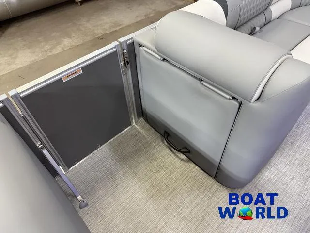 Slide: The Image of Tahoe Cascade 2385 Elite Cruise Tritoon & Honda 4-Stroke 2025 - 27