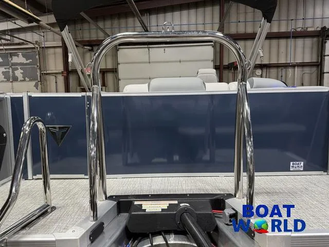 Slide: The Image of Tahoe Cascade 2385 Elite Cruise Tritoon & Honda 4-Stroke 2025 - 46