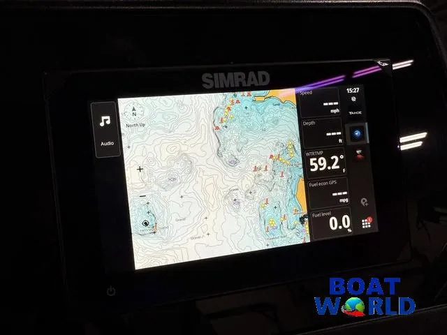 Slide: The Image of Tahoe Cascade 2385 Quad Lounge & Honda 4-Stroke EFI 2025 - 17