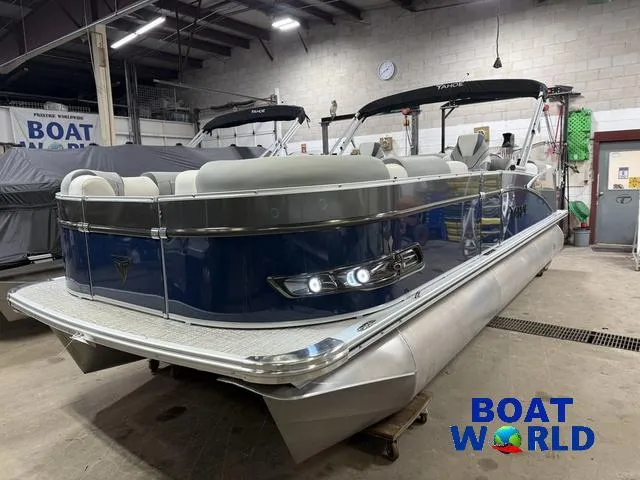 Slide: The Image of Tahoe Cascade 2385 Quad Lounge & Honda 4-Stroke EFI 2025 - 45