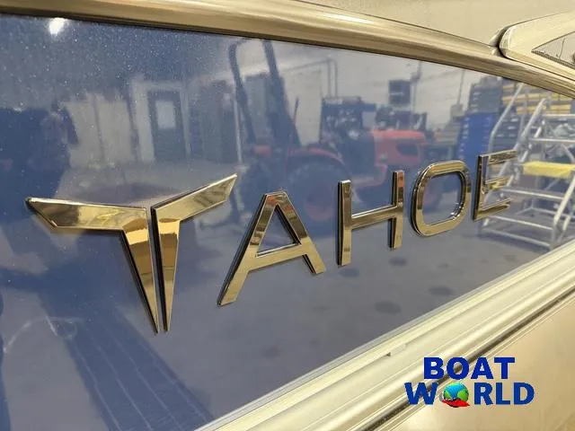 Slide: The Image of Tahoe Cascade 2385 Quad Lounge & Honda 4-Stroke EFI 2025 - 47